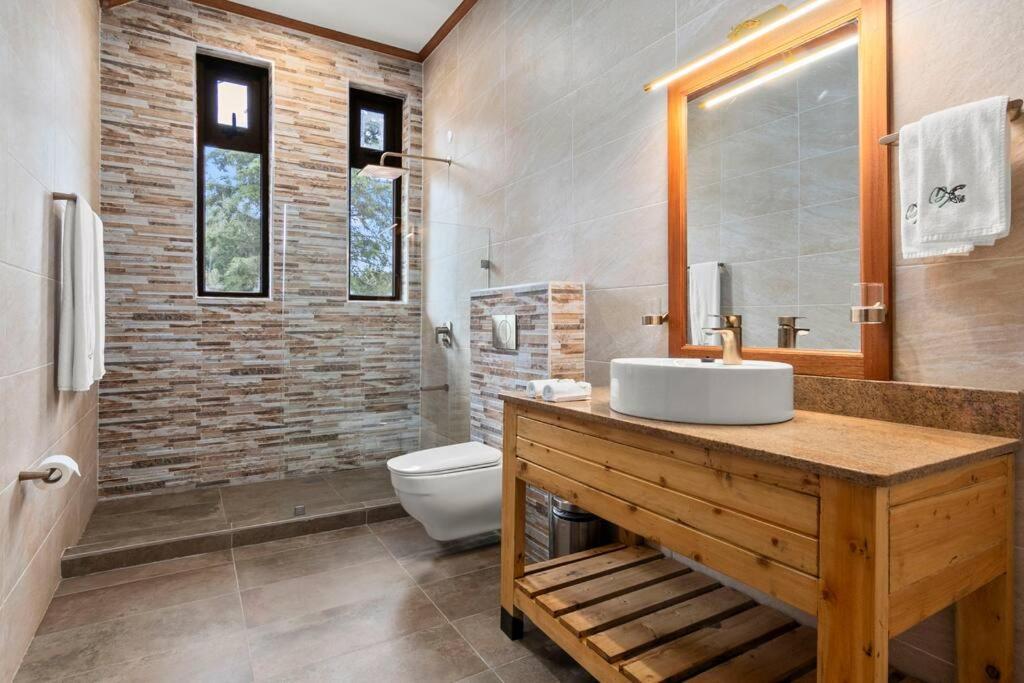 Kirimara Woodlands, Nanyuki Hotel ภายนอก รูปภาพ
