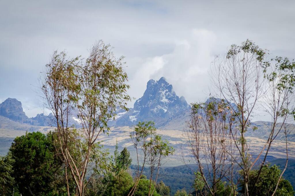 Kirimara Woodlands, Nanyuki Hotel ภายนอก รูปภาพ