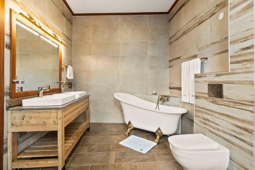 Kirimara Woodlands, Nanyuki Hotel ภายนอก รูปภาพ
