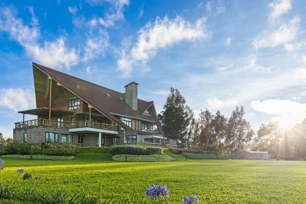 Kirimara Woodlands, Nanyuki Hotel ภายนอก รูปภาพ